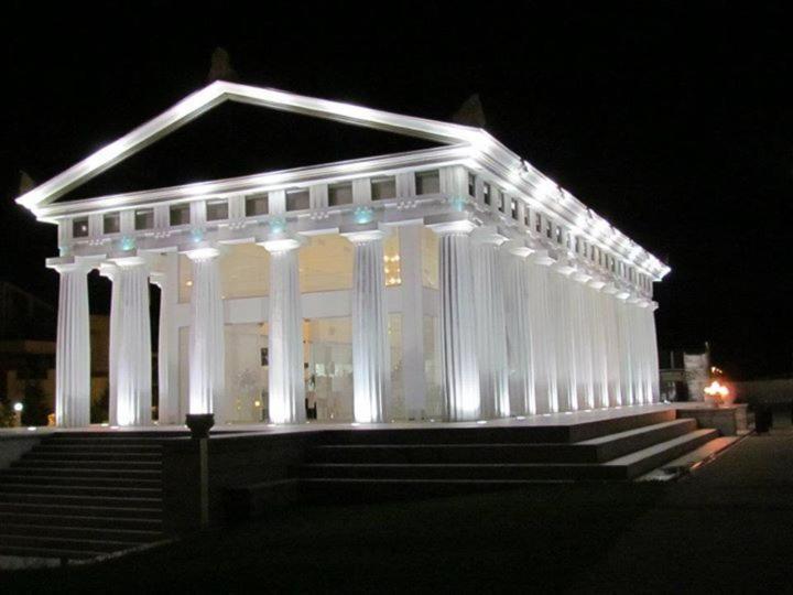 Real Palace Batumi Exteriör bild